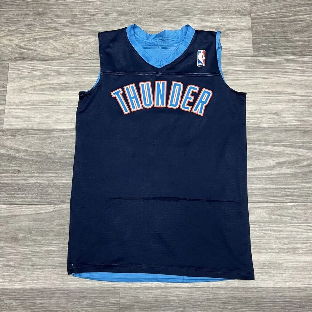 Oklahoma City Thunder Kids‎ Youth Medium Jersey Reversible READ Blue Gym Sports